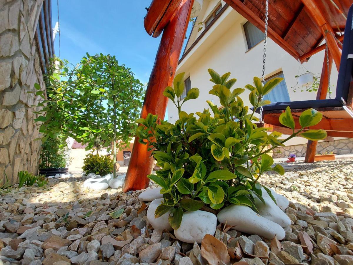 Casa IV Hotell Vama Veche Exteriör bild